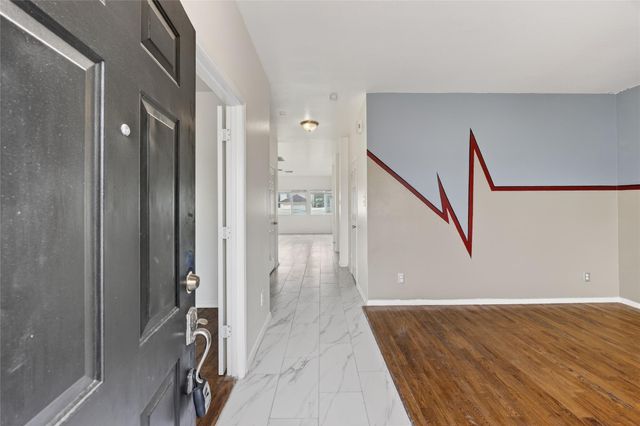 20747 Settlers Lake Circle N, Katy, TX 77449