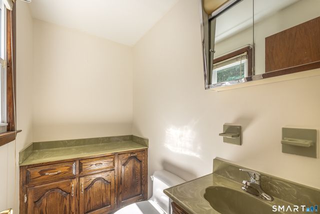 121 Longfellow Road, Shelton, CT 06484