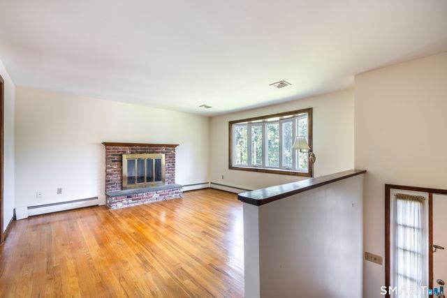 121 Longfellow Road, Shelton, CT 06484