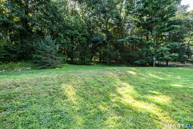 121 Longfellow Road, Shelton, CT 06484