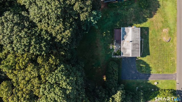 121 Longfellow Road, Shelton, CT 06484