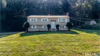 121 Longfellow Road, Shelton, CT 06484