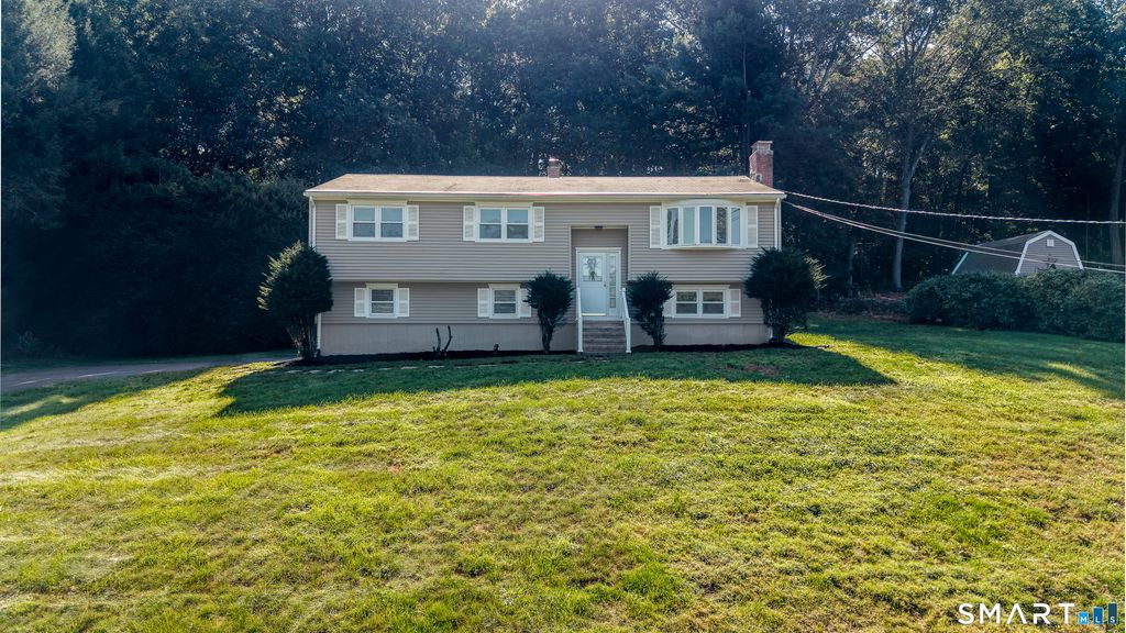 121 Longfellow Road, Shelton, CT 06484