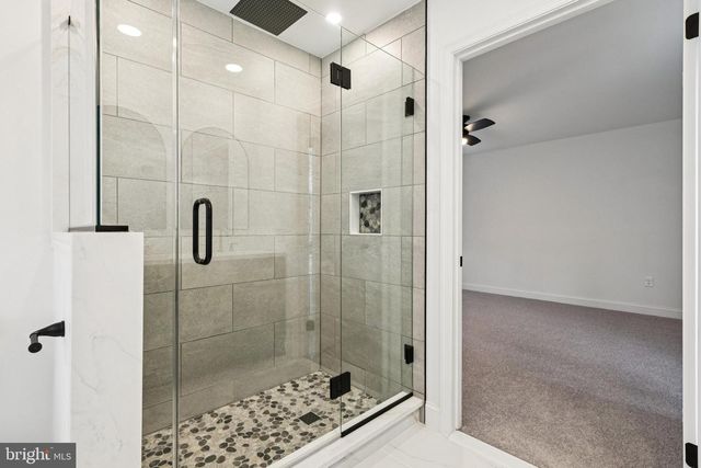 13 BARCLAY LN, Voorhees, NJ 08043