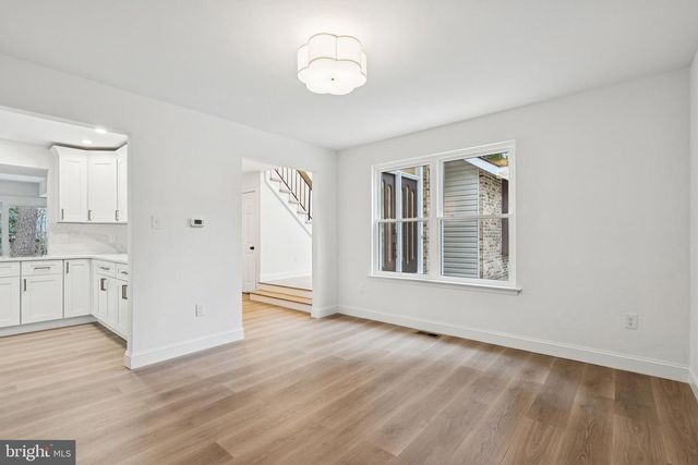 13 BARCLAY LN, Voorhees, NJ 08043