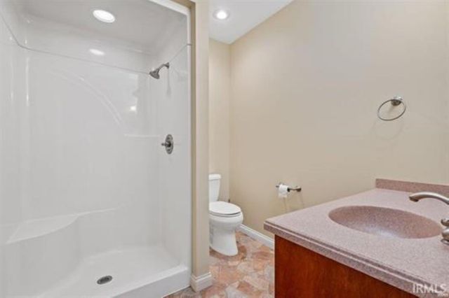 5705 E 30 South Road, Francesville, IN 47946