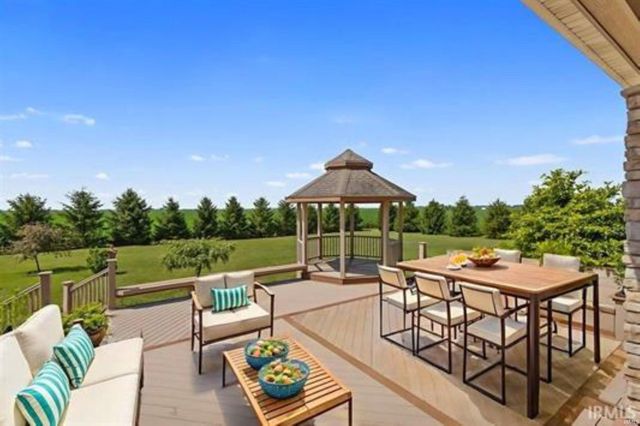 5705 E 30 South Road, Francesville, IN 47946