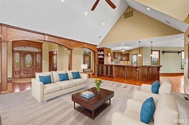 5705 E 30 South Road, Francesville, IN 47946