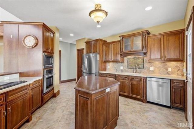 5705 E 30 South Road, Francesville, IN 47946