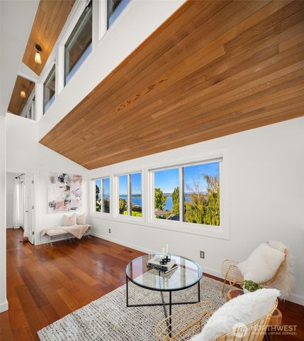 917 Lake Washington Boulevard S, Seattle, WA 98144