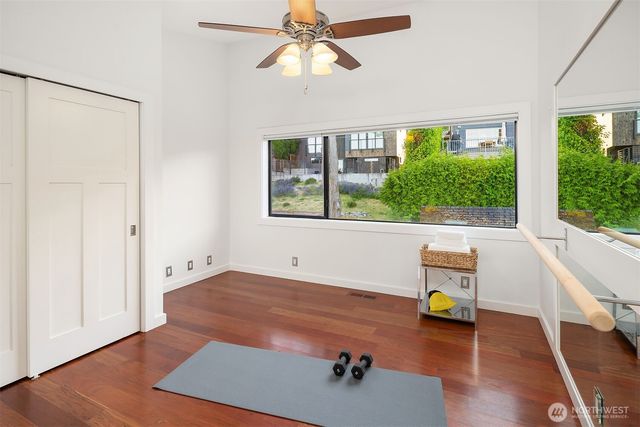 917 Lake Washington Boulevard S, Seattle, WA 98144