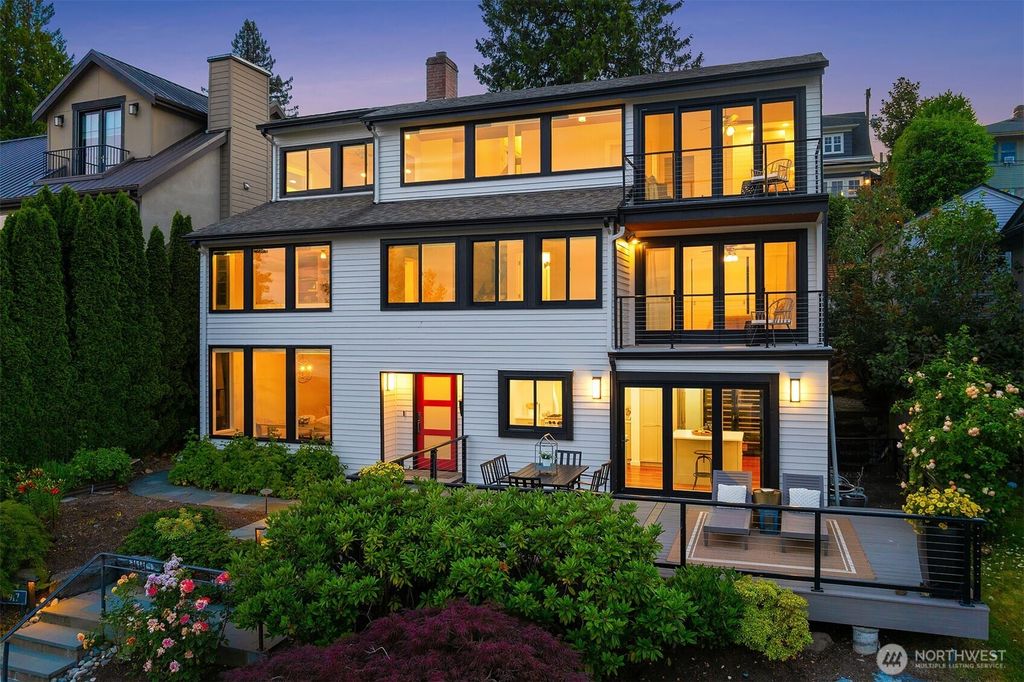 917 Lake Washington Boulevard S, Seattle, WA 98144