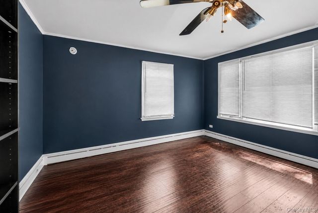 11 1st Place, Mastic, NY 11950