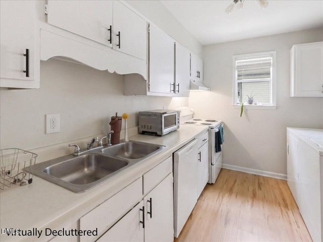 103 Ashley Forest Road Bldg B, Chapel Hill, NC 27514