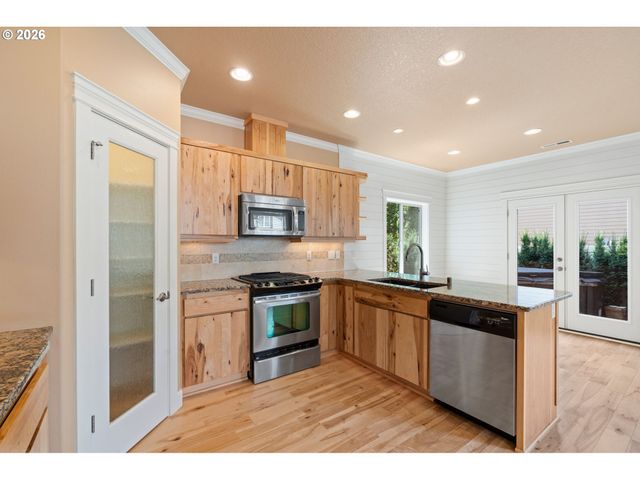 6114 Ne 80TH Ct, Vancouver, WA 98662