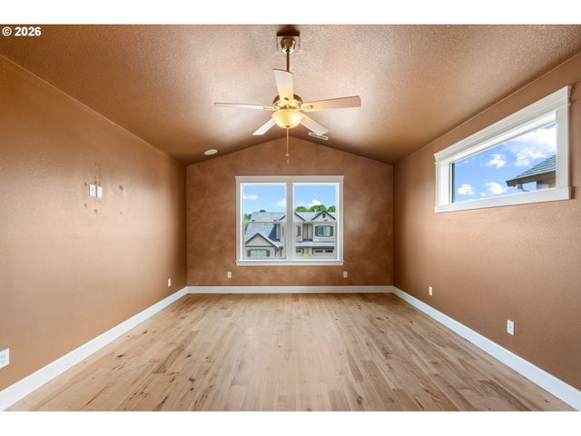 6114 Ne 80TH Ct, Vancouver, WA 98662