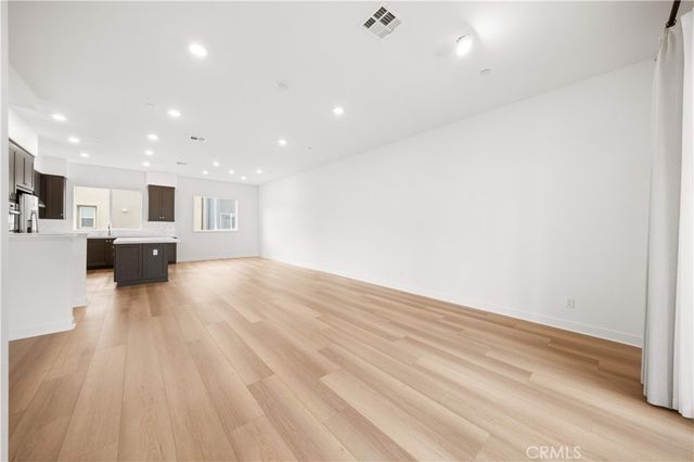 312 Tank, Irvine, CA 92618