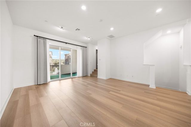 312 Tank, Irvine, CA 92618