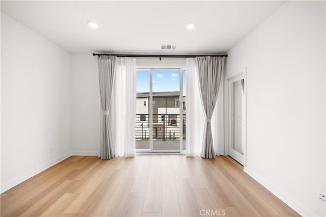 312 Tank, Irvine, CA 92618
