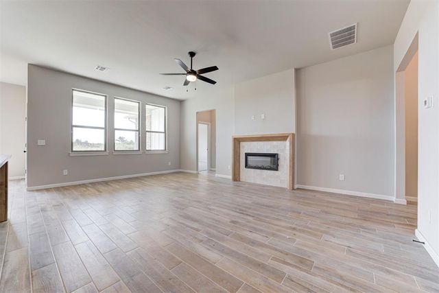 629 Honey Springs Lane, Shawnee, OK 74804