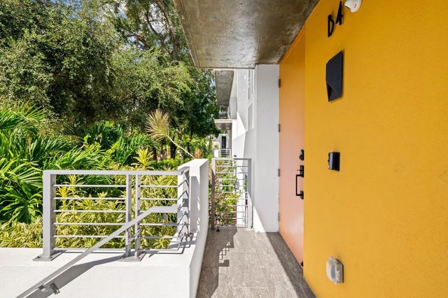 900 NE 4th Street B4, Fort Lauderdale, FL 33301