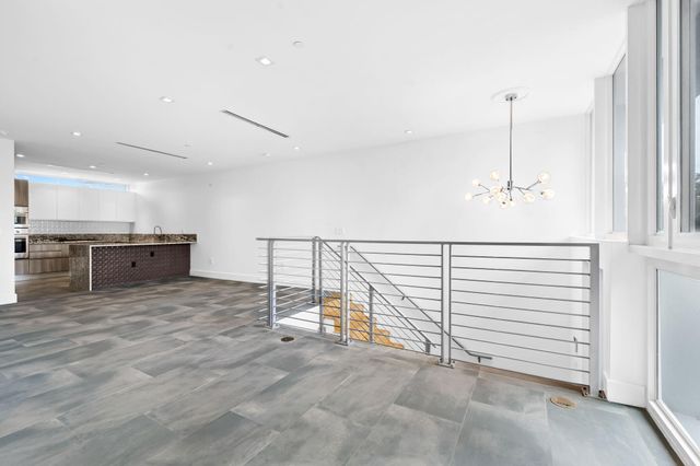 900 NE 4th Street B4, Fort Lauderdale, FL 33301