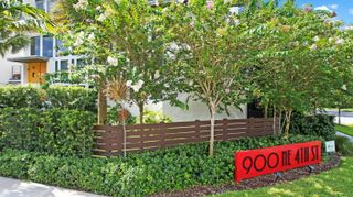 900 NE 4th Street B4, Fort Lauderdale, FL 33301