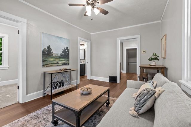 411 MARSTON PLACE, Oshkosh, WI 54901