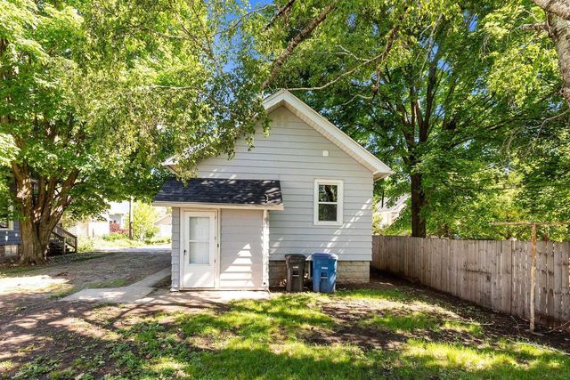 411 MARSTON PLACE, Oshkosh, WI 54901
