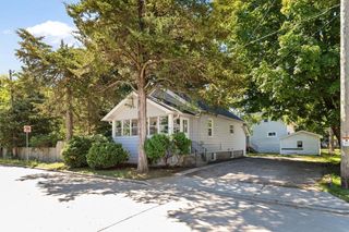 411 MARSTON PLACE, Oshkosh, WI 54901