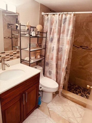 3100 Springdale Boulevard 310, Palm Springs, FL 33461