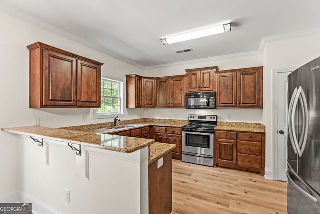 3142 Whitlow Creek Drive, Bishop, GA 30621