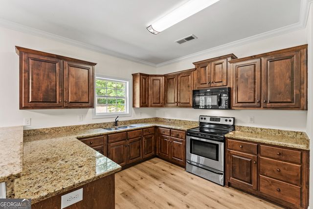 3142 Whitlow Creek Drive, Bishop, GA 30621