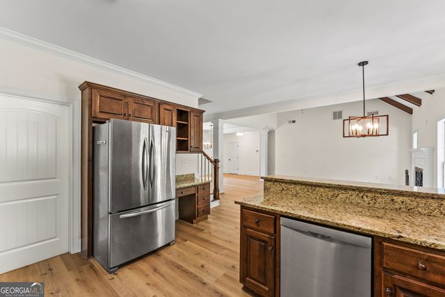 3142 Whitlow Creek Drive, Bishop, GA 30621