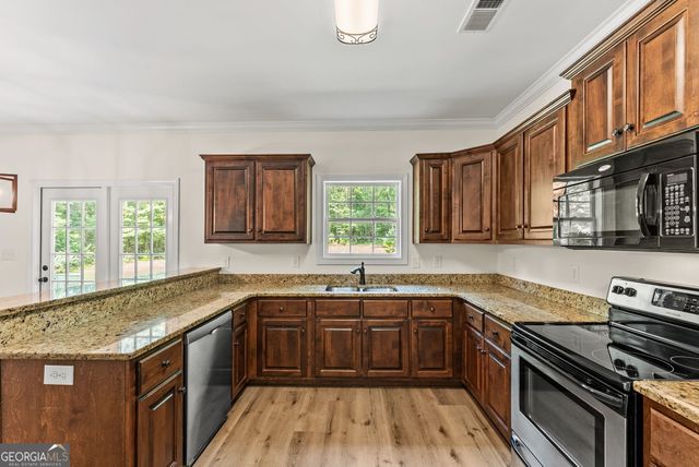 3142 Whitlow Creek Drive, Bishop, GA 30621