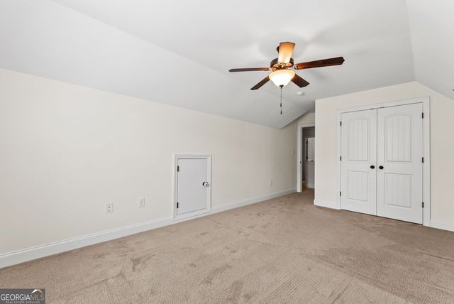 3142 Whitlow Creek Drive, Bishop, GA 30621