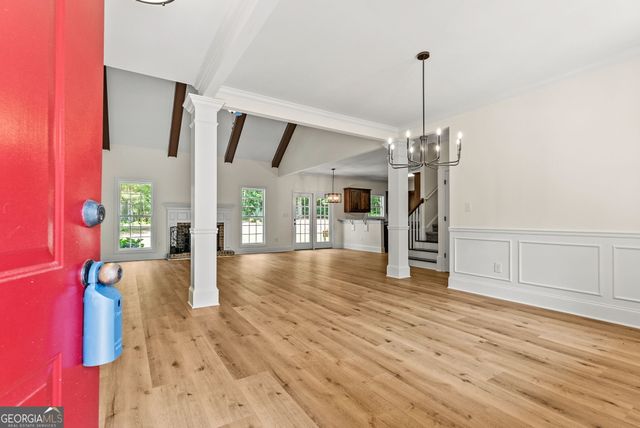 3142 Whitlow Creek Drive, Bishop, GA 30621