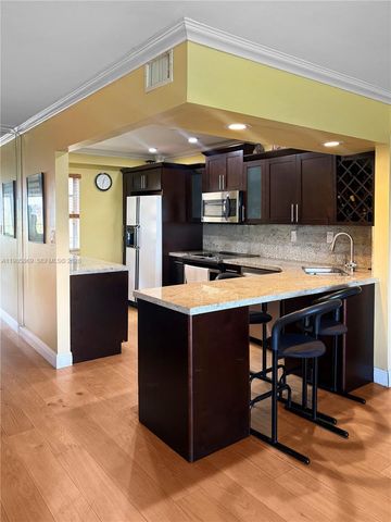 4525 W 20th Ave 529, Hialeah, FL 33012