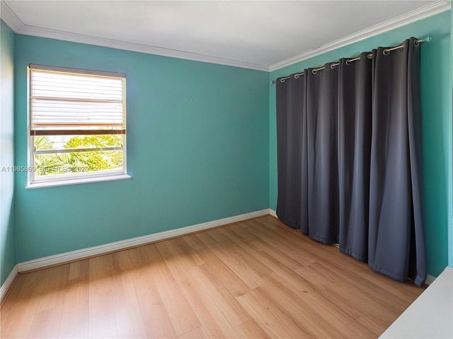 4525 W 20th Ave 529, Hialeah, FL 33012