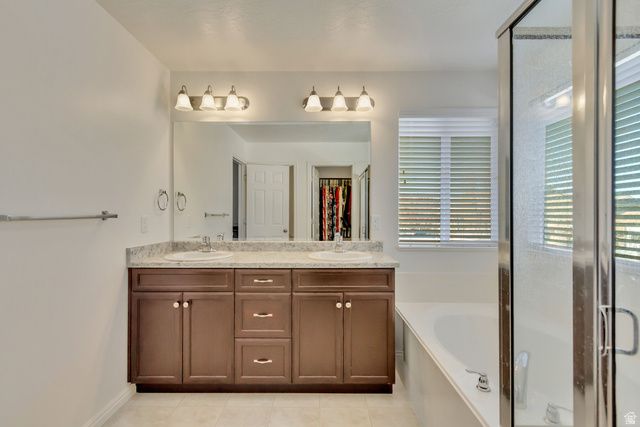 6176 W RIDGE MESA CIR, West Valley City, UT 84128