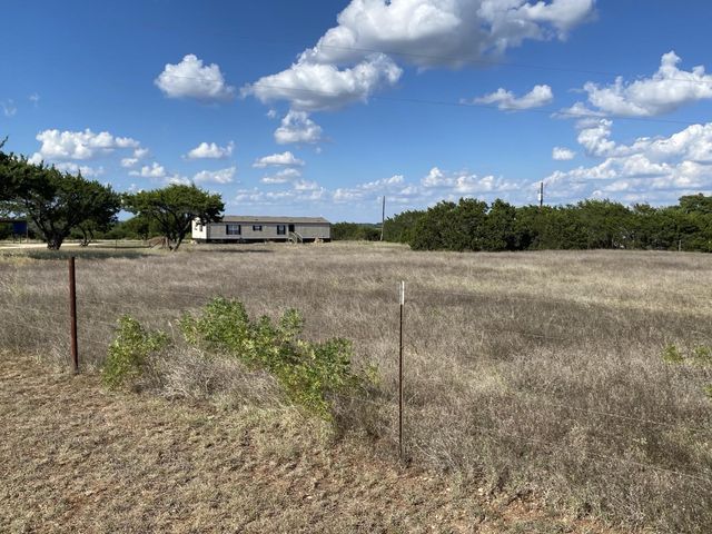 930 County Road 224, Florence, TX 76527