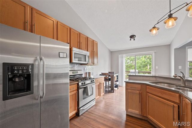 130 Wild Pigeon Ct, O'fallon, MO 63368