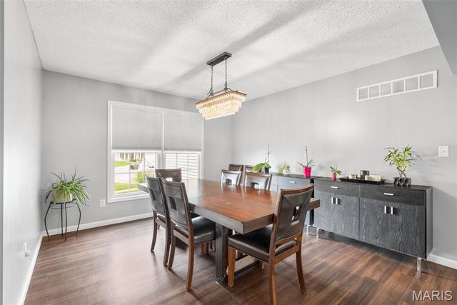 130 Wild Pigeon Ct, O'fallon, MO 63368