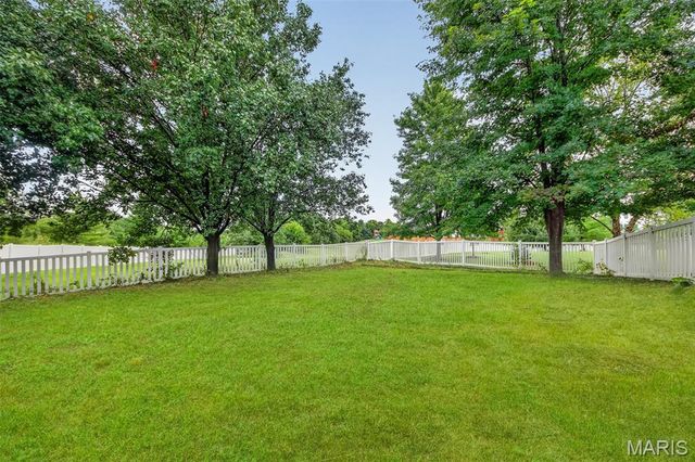 130 Wild Pigeon Ct, O'fallon, MO 63368