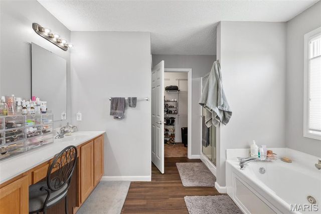 130 Wild Pigeon Ct, O'fallon, MO 63368