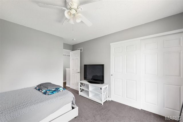 130 Wild Pigeon Ct, O'fallon, MO 63368