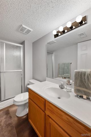 130 Wild Pigeon Ct, O'fallon, MO 63368