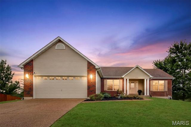 130 Wild Pigeon Ct, O'fallon, MO 63368