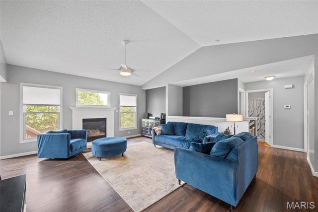 130 Wild Pigeon Ct, O'fallon, MO 63368