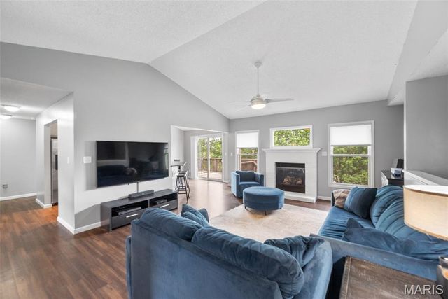 130 Wild Pigeon Ct, O'fallon, MO 63368